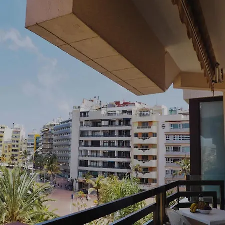 Apartment House In Palmas De Gran Canaria